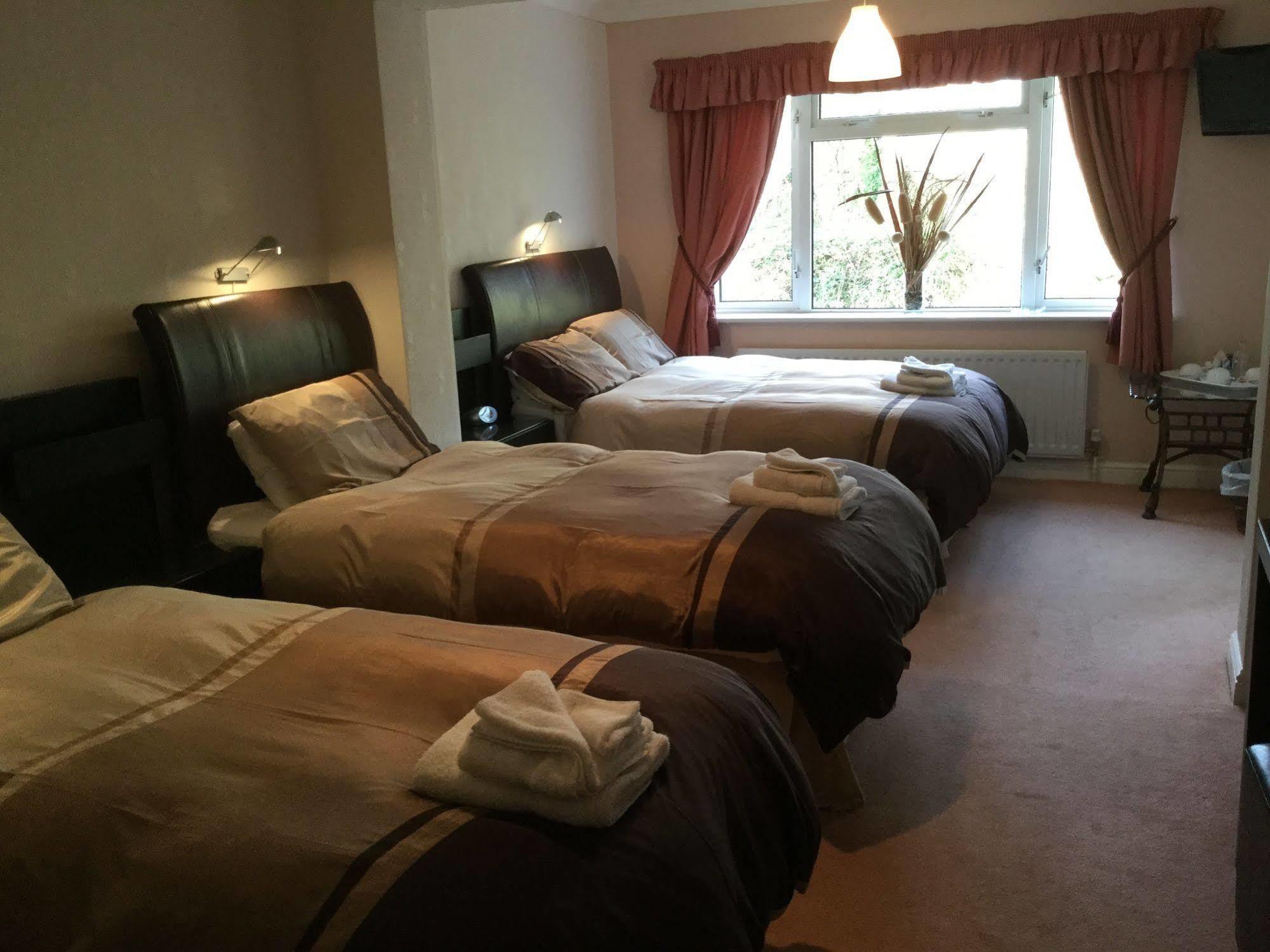 Faviere Guest House Stratford-Upon-Avon Exteriör bild